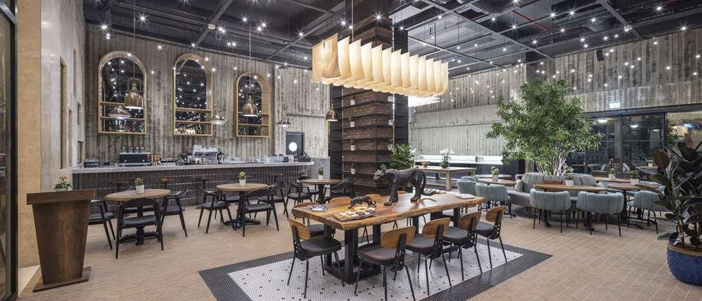 Doubletree By Hilton Sanliurfa Ξενοδοχείο Εστιατόριο φωτογραφία
